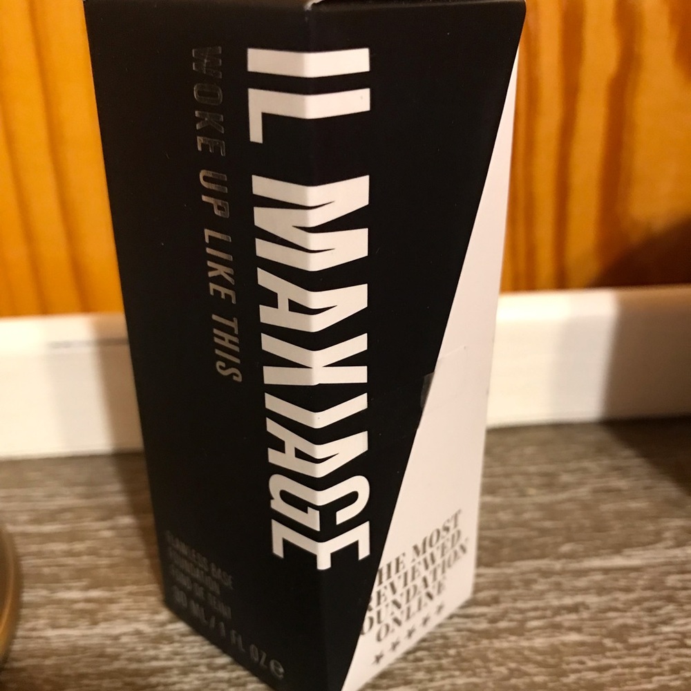 Il Makiage Woke Up Like This 005 Foundation New in Box Authentic Full Coverage